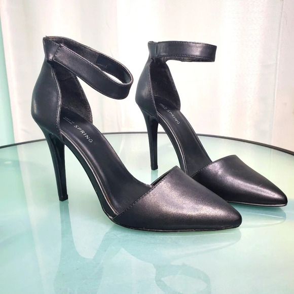 Call It Spring Shoes - Call It Spring Velcro Ankle Strap Pointed Toe Pump Sz 9